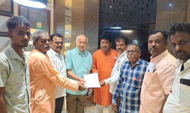 धर्मांध शक्तीला पराभूत करण्यासाठी भाकपचा इंडिया आघाडीला पाठिंबा, सोलापुरातून प्रणिती शिंदे यांना दिल्लीत पाठवण्याचा केला निर्धार