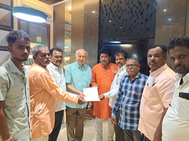 धर्मांध शक्तीला पराभूत करण्यासाठी भाकपचा इंडिया आघाडीला पाठिंबा, सोलापुरातून प्रणिती शिंदे यांना दिल्लीत पाठवण्याचा केला निर्धार