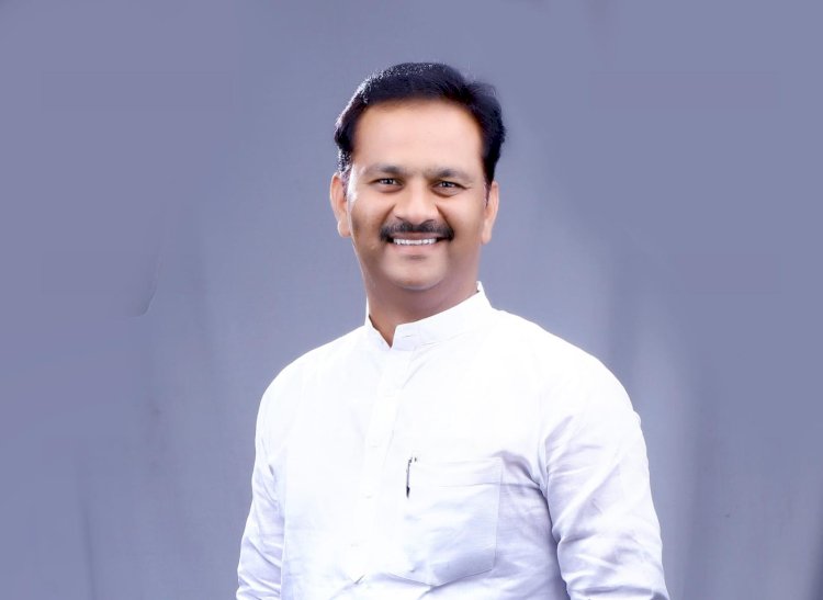 अखेर भाजपने अभिजीत पाटलांचा पाठिंबा घेऊन डाव साधला, जनता मात्र महाविकास आघाडीसोबत