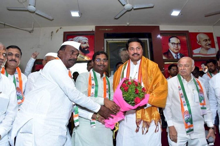 महादेव कोगनुरे काँग्रेस पक्षात दाखल ; प्रदेशाध्यक्ष नाना पटोले यांनी केले स्वागत