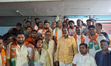 आ. समाधान अवताडे यांना पाठिंबा देण्यासाठी भाजपमध्ये जाहीर प्रवेश